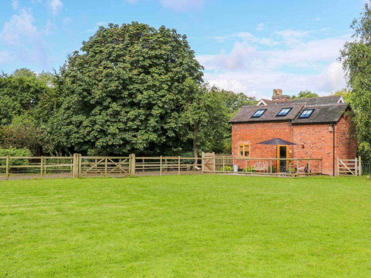Chequer Stable Villa Brereton Luaran gambar